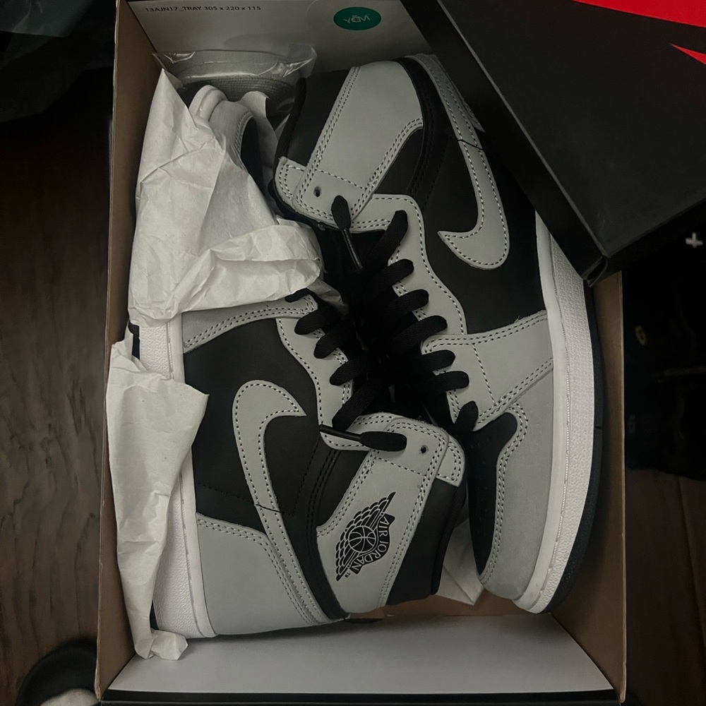 Jordan 1 Retro high OG shadows 2.0